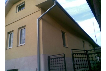 Slovaška Chata Závažná Poruba, Eksterier